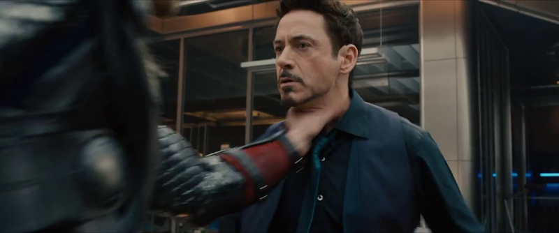 Illustration for article titled Avengers Age of Ultron Trailer Screengrabs: There are no strings